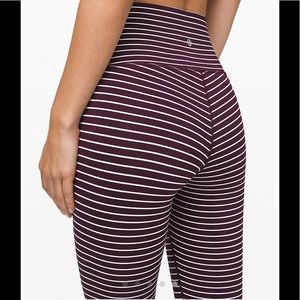 Lululemon garnet wunder under Capri tights 4 NWT!